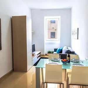  Appartamento Stylish St.julians 2 Bedroom For Rent In The Centre With Terrace